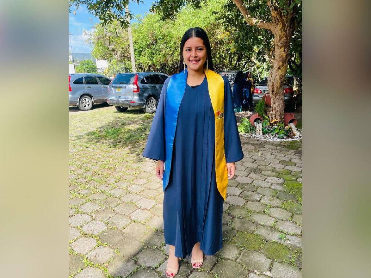 Así era Thalía Corrales, recién graduada y madre de un bebé