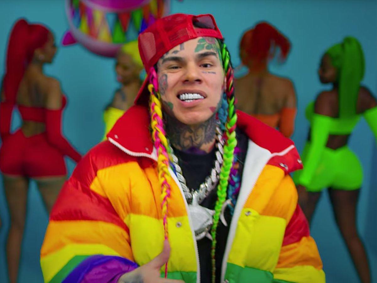 Tekashi revela que durmió junto a Juan Orlando Hernández en prisión