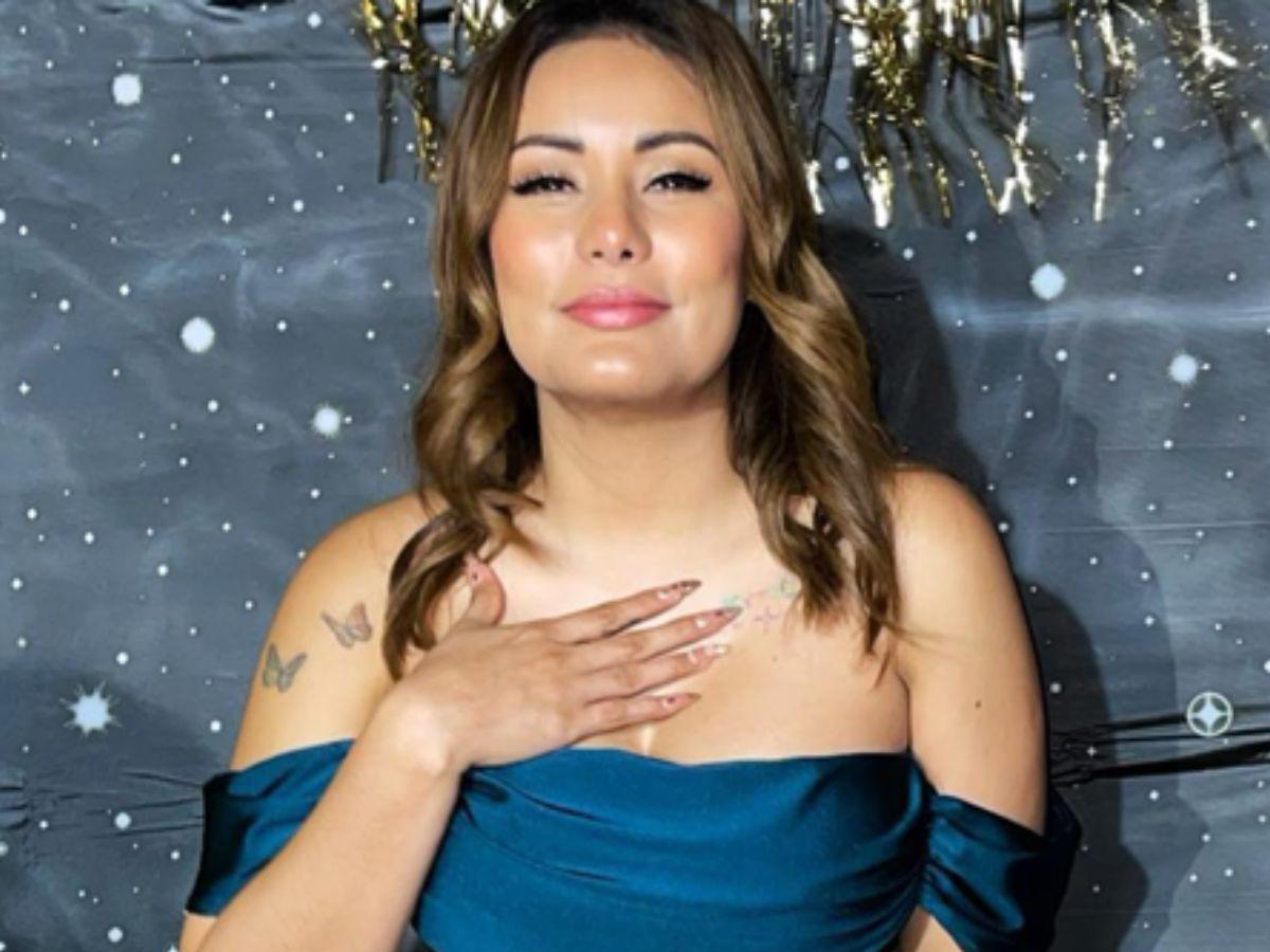 Elsa Oseguera presume la compra de lujosa troca en Honduras