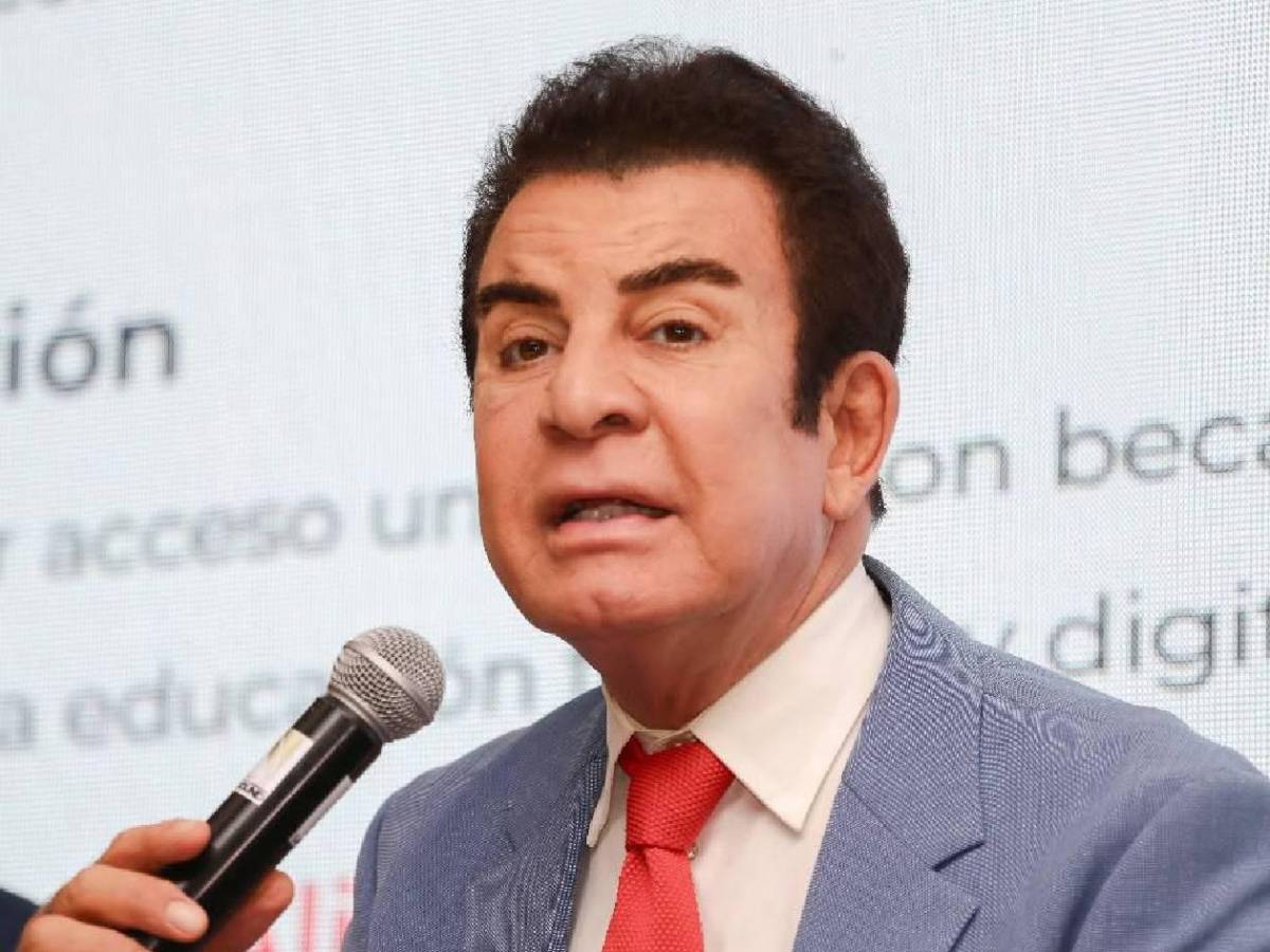 Nasralla revela por qué no estuvo en partido de Honduras: Espíritus malignos me impidieron