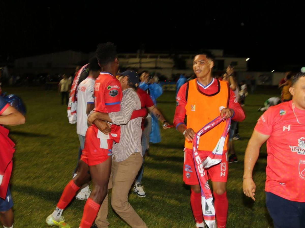 ¡Fiesta total! Así celebró Estrella Roja su histórico ascenso a la Liga Nacional​​​​​