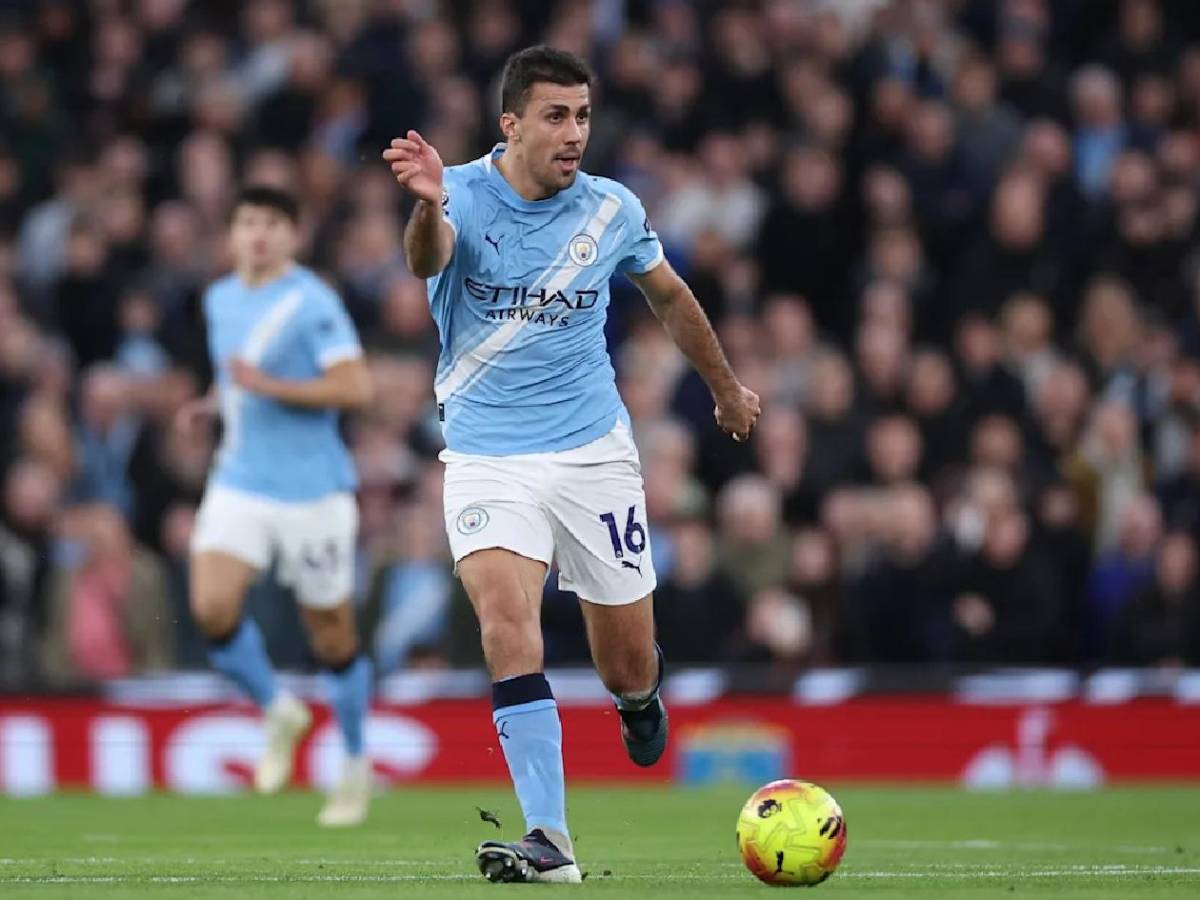 Barcelona irrumpe y da golpe al Real Madrid: destapan por qué Rodri cambió su decisión