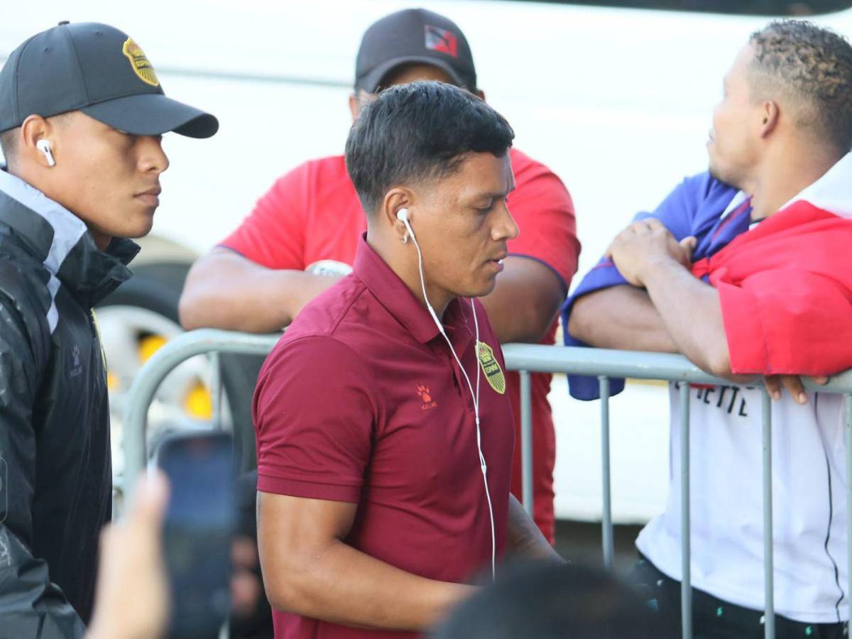 Olimpia vs Real España: chicas roban suspiros y ambiente de fiesta en el Nacional