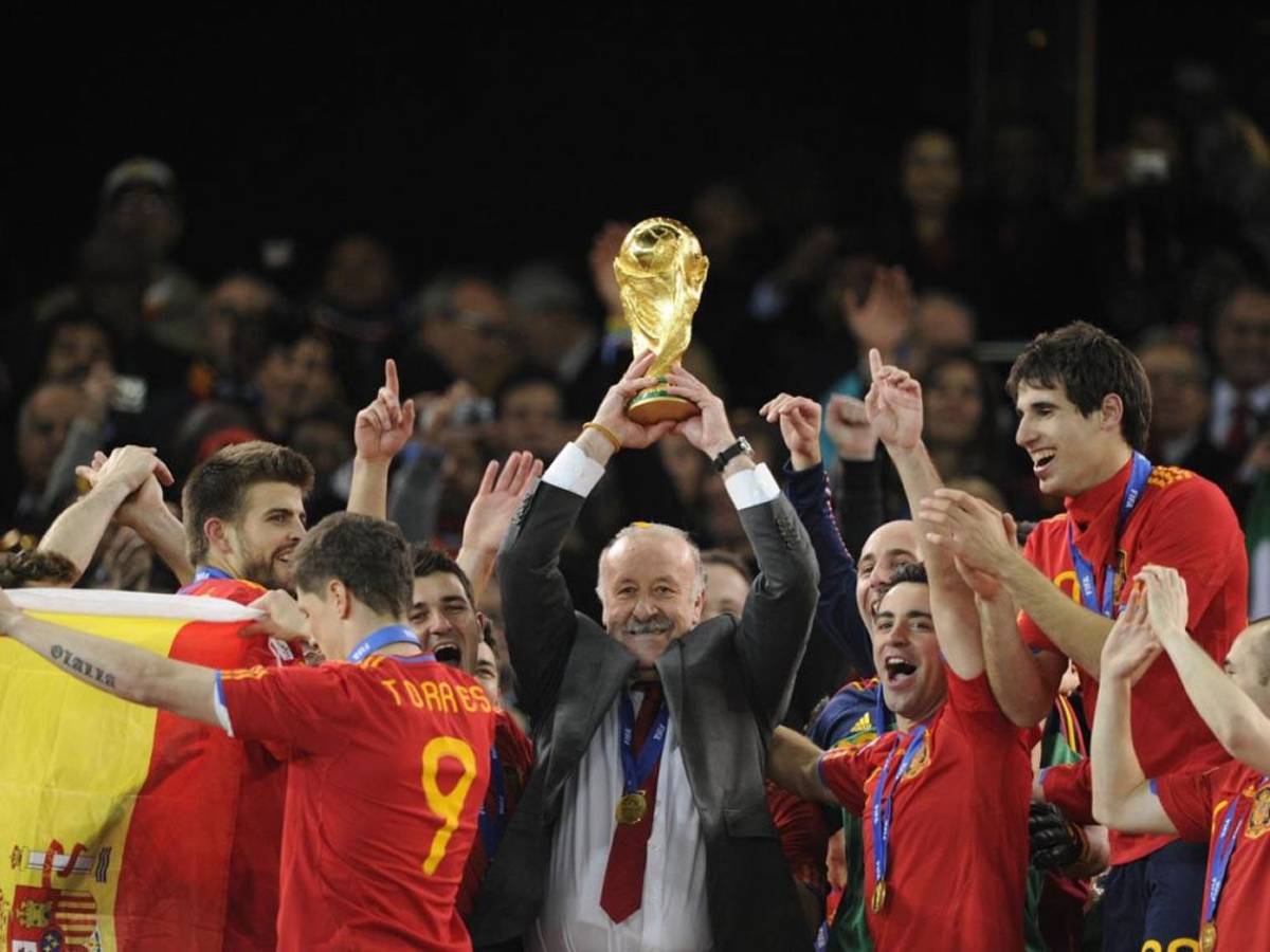 Técnico campeón del mundo se descarta para Real Madrid y predice quién llegará al banquillo