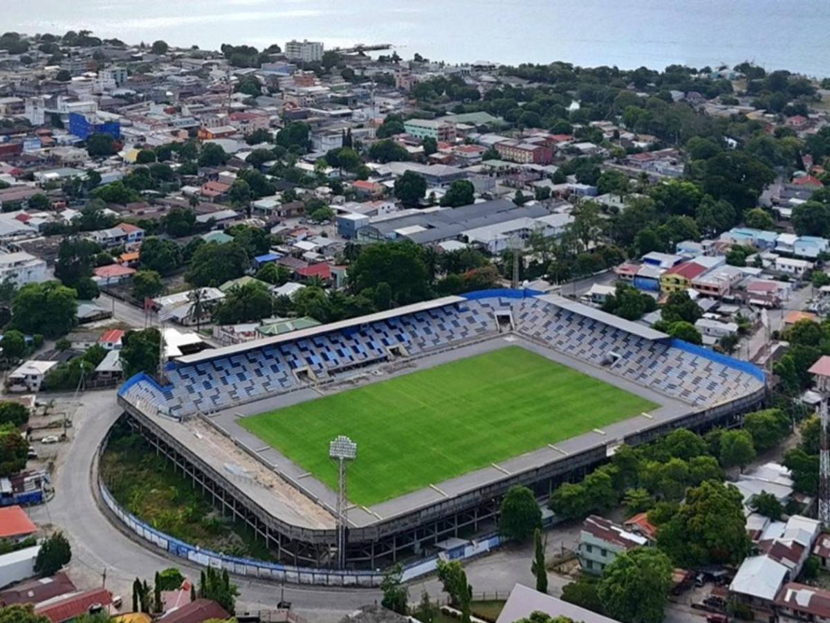 Con un detalle único en Honduras: Así quedó el estadio de La Ceiba