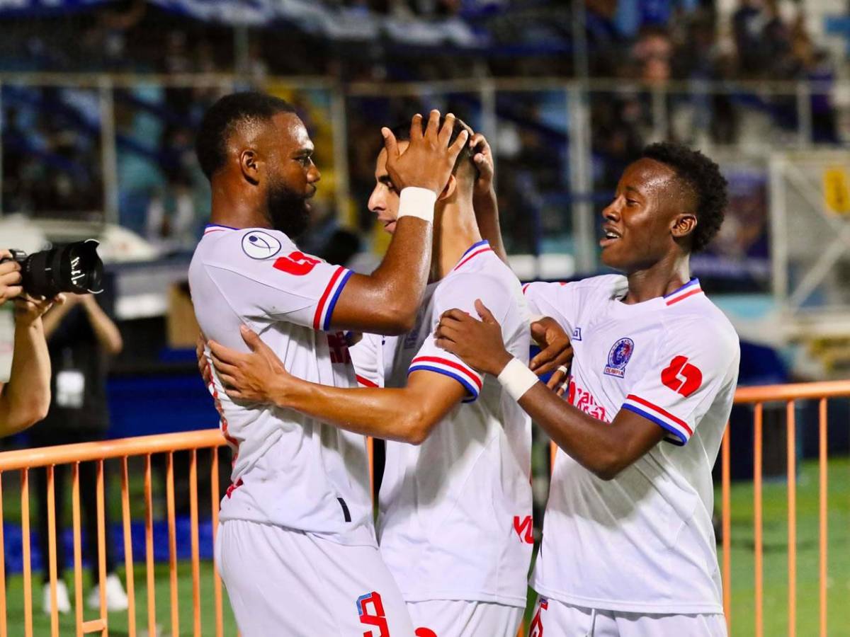 Del Mundial a Honduras, héroe de Olimpia para ganar Supercopa y cariñitos a jugador de Motagua
