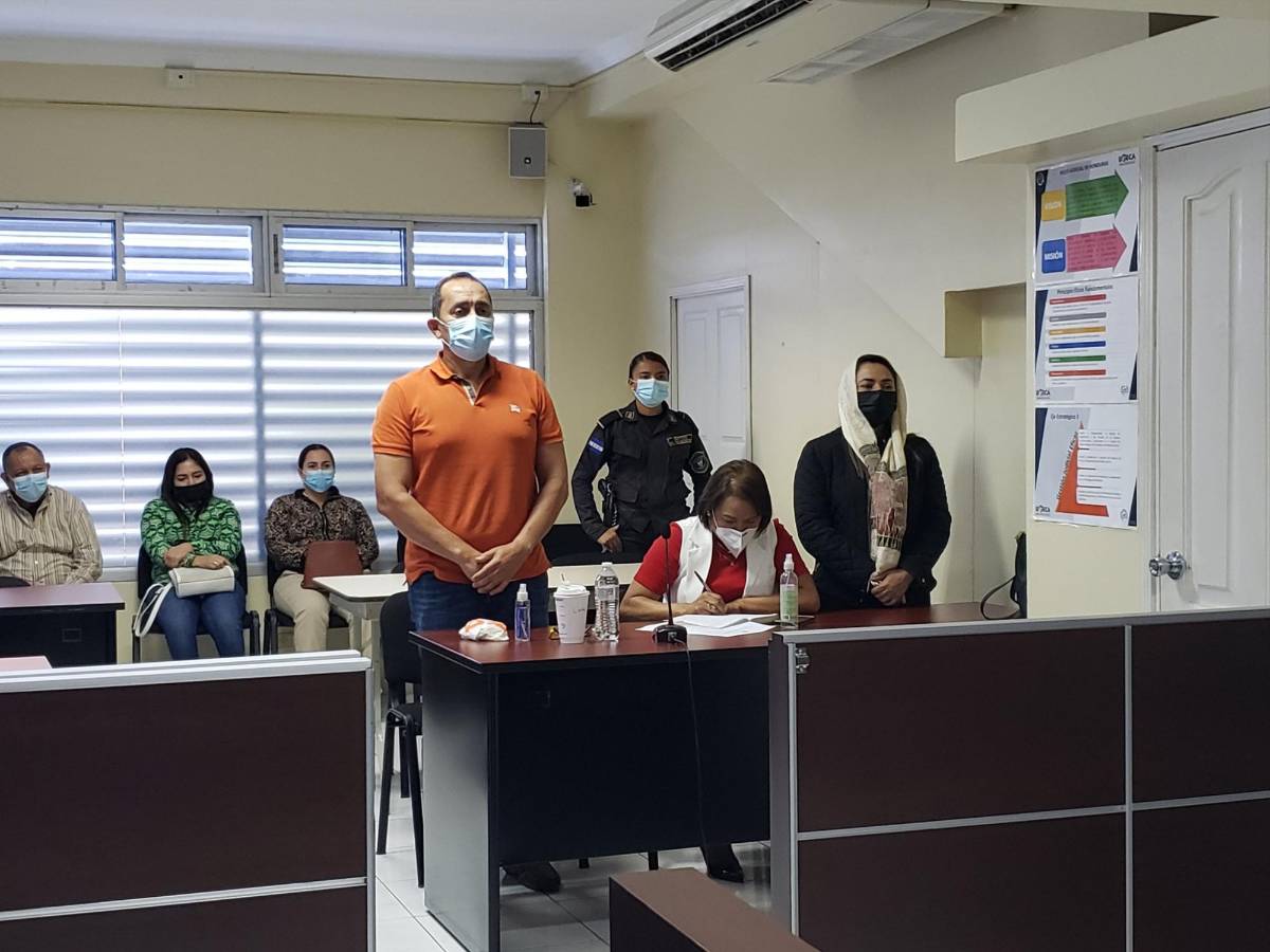 Por cohecho y lavado de activos declaran culpable a Ramón Bertetty, exgerente del IHSS