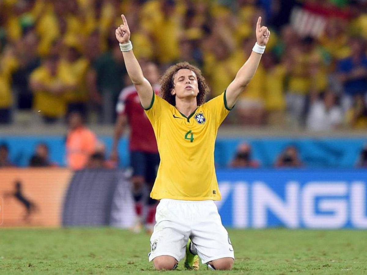 David Luiz involucrado en escándalo con modelo brasileña