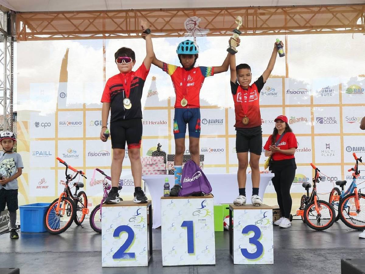 ¡Con éxito! Vuelta Ciclística Infantil de EL HERALDO consagra a sus campeones