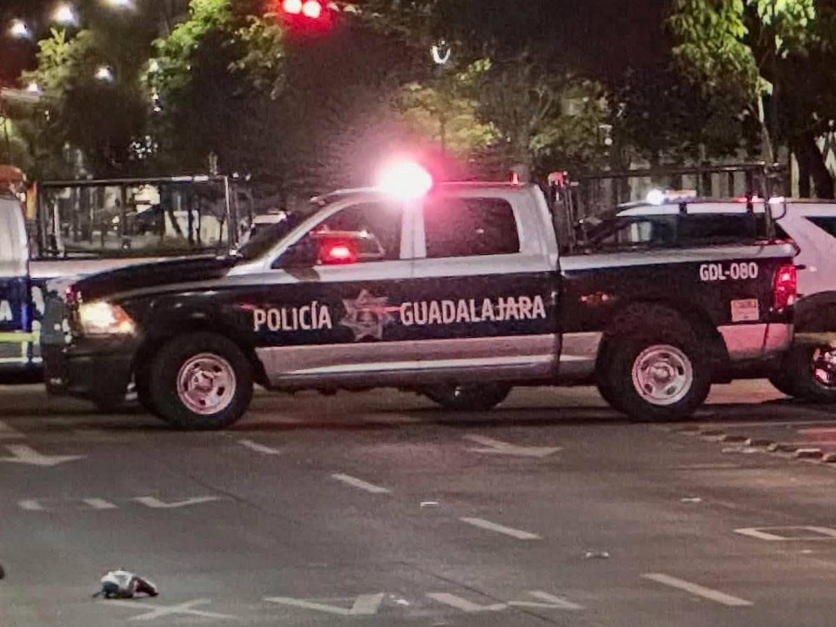 Presentadora de TV es detenida tras accidente vehicular en el que murió un joven