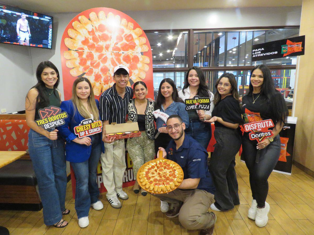Pizza Hut presentó su nueva pizza Cheesy Bites Dip and Crunch