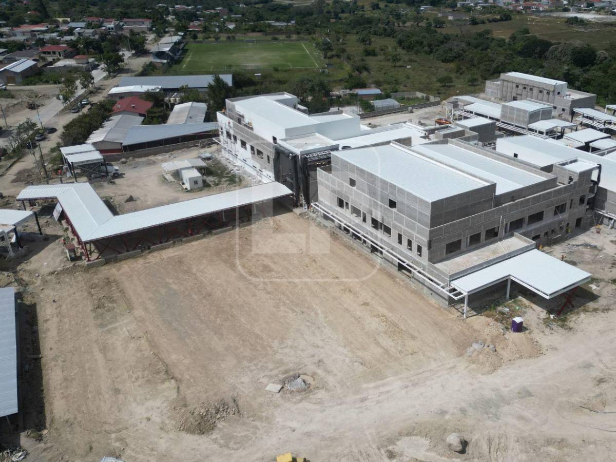 L4,662 millones cuestan hospitales suspendidos de Santa Bárbara, Ocotepeque y Salamá