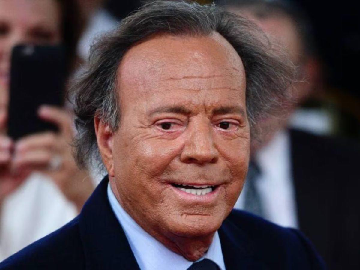 Julio Iglesias desmiente los rumores de su retiro de la música