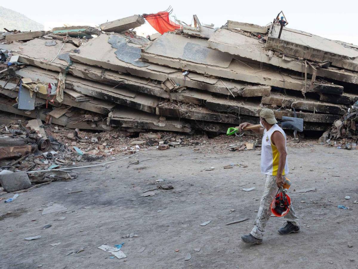 En fotos: Cinco días después del doble terremoto, nuevo sismo sacude a Venezuela