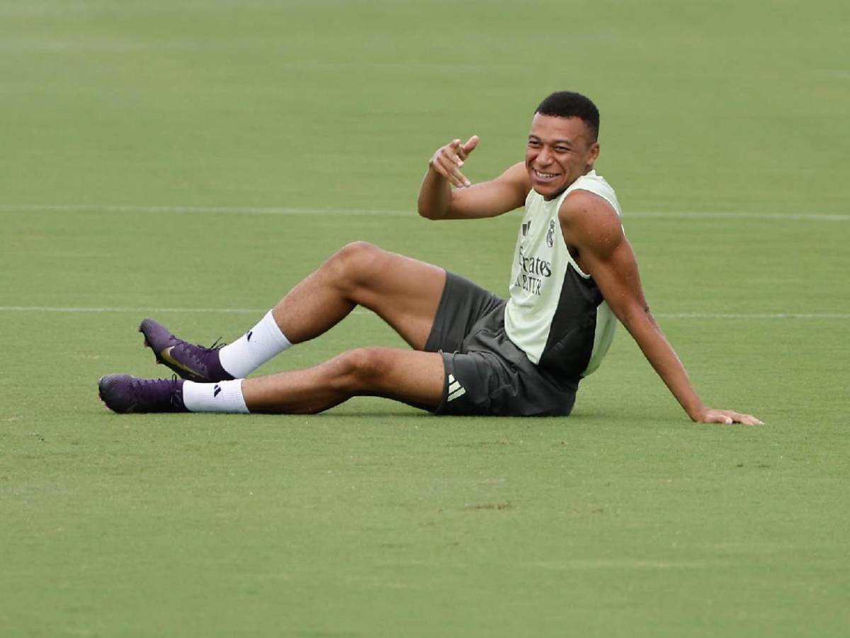 Mbappé: desvelan el curioso motivo que lo mandó al hospital en Estados Unidos