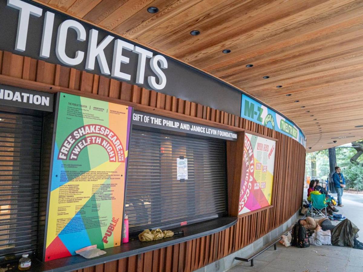 En Nueva York todo merece una fila: teatro, zapatillas, galletas o juicios