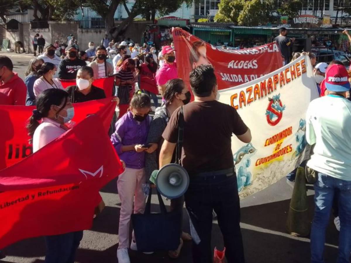 Colectivos de Libre se toman nuevamente la Sesal