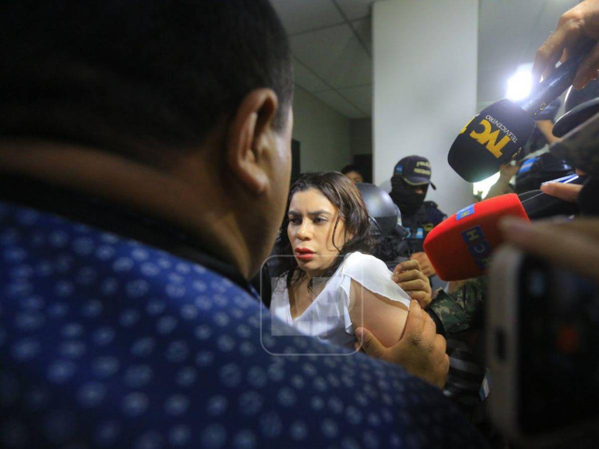 El cambio físico de la exfiscal Francia Medina tras dos años detenida