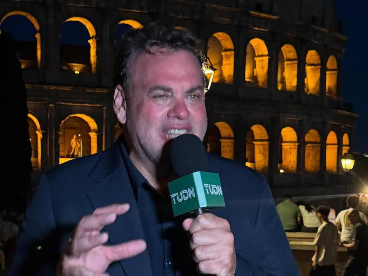 Faitelson y Martinoli se atacan y hasta involucran a sus hijas