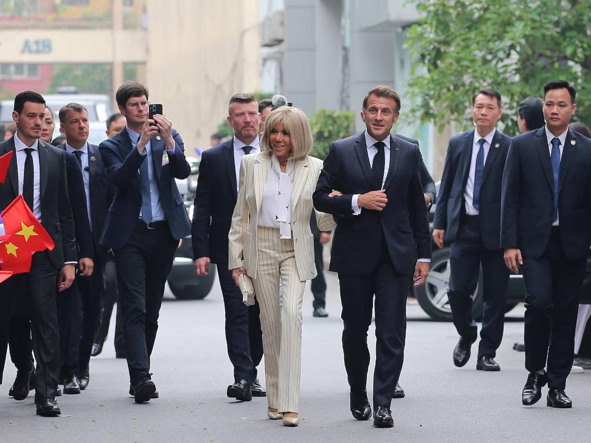 Becoming Brigitte”: La teoría conspirativa que afirma que la esposa de Macron es un hombre