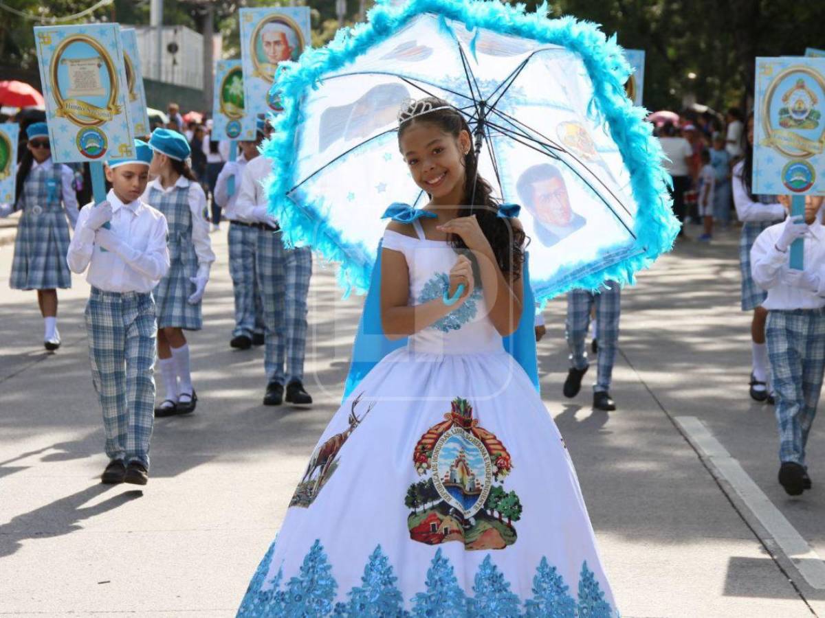 Tegucigalpa: las imágenes más destacadas que dejaron los desfiles de este sábado