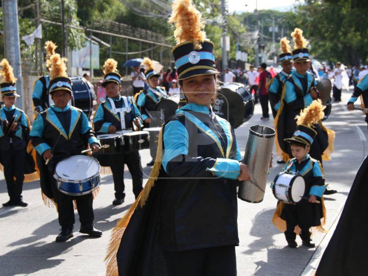 Tegucigalpa: las imágenes más destacadas que dejaron los desfiles de este sábado