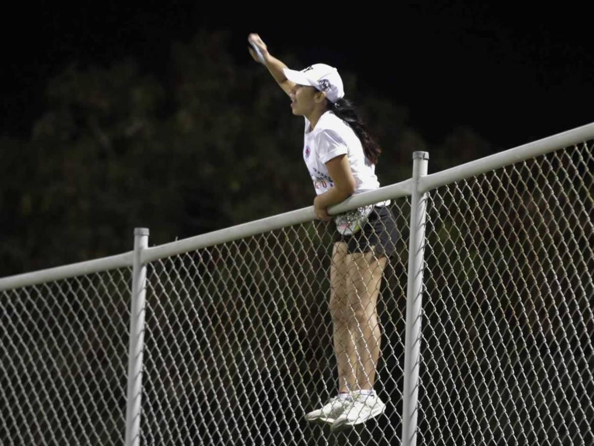 No se vio del Génesis vs Olimpia: bronca, risas, polémica y linda mamá