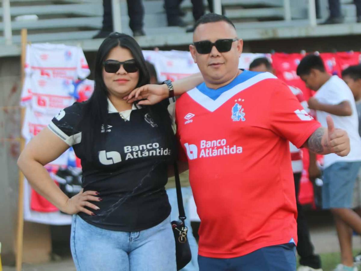 Jeaustin Campos se pelea con hinchas, Olimpia sufre, linduras y descuido en Comayagua