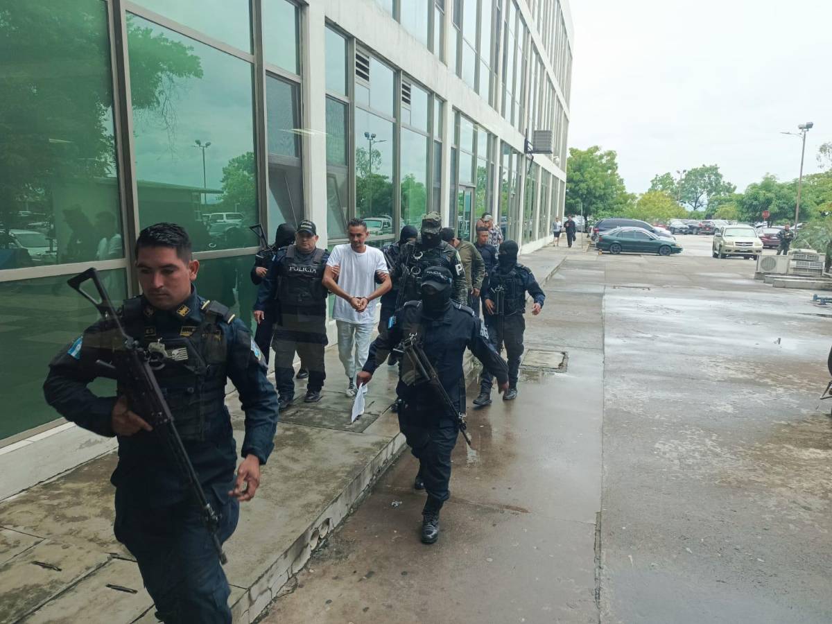 Jueza toma decisión sobre El Burro tras audiencia inicial