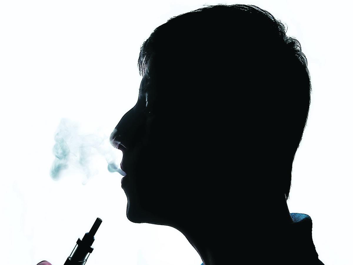 $!José Daniel dice que lucha por dejar el vapeo.