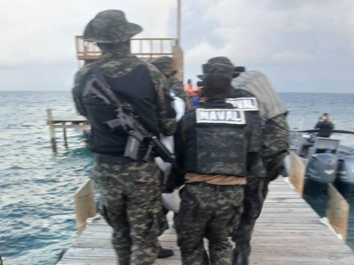 Una niña de 5 años entre los muertos de naufragio de embarcación turística