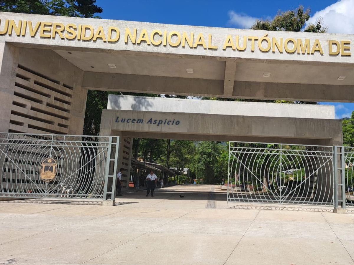 Unah-vs suspende clases este lunes por alerta roja en Cortés