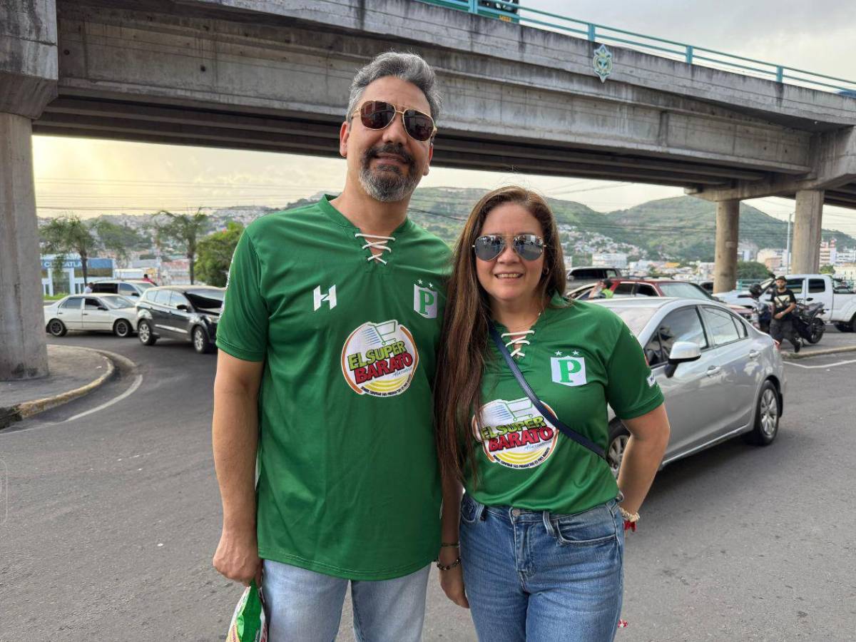 Fotos: gran ambiente, chicas e infiltrados en el Olimpia vs Platense