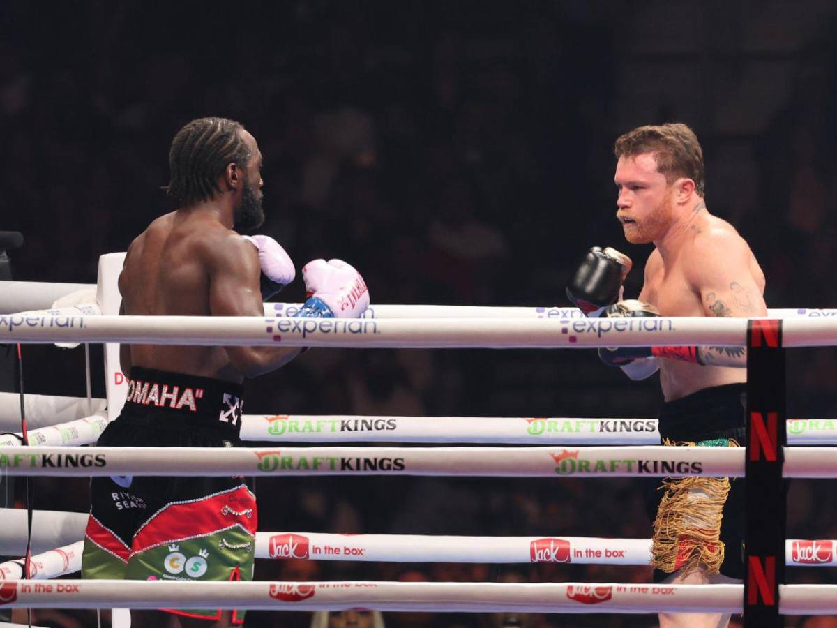Noche amarga para Canelo: los famosos que presenciaron su derrota