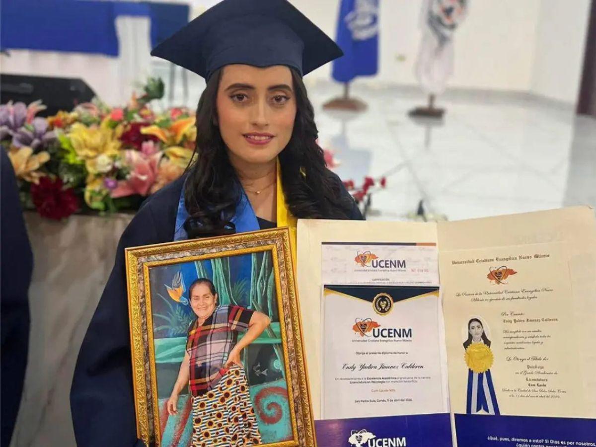 Entre lágrimas, familiares despiden a Endy Jiménez, supervisora fallecida en Naco