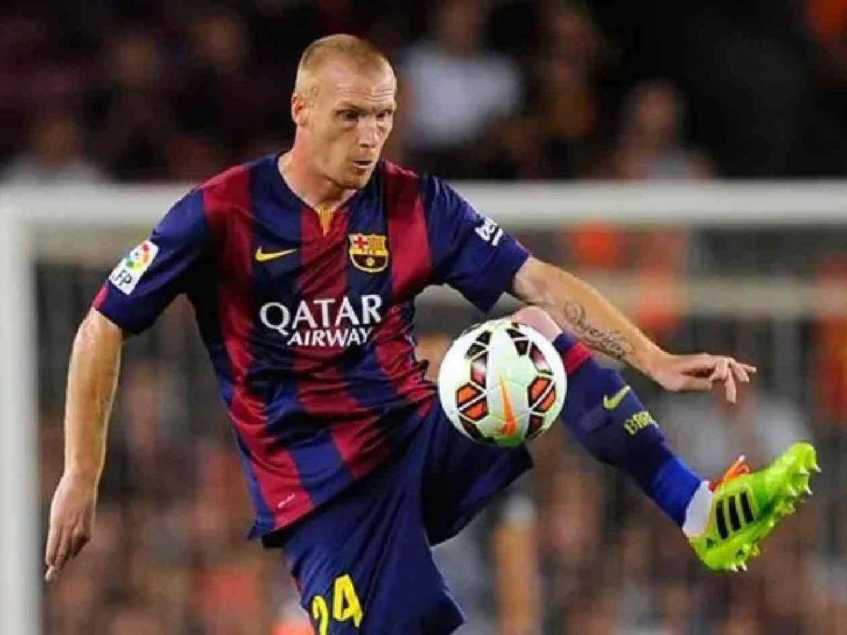 Fue campeón con Barcelona, trabaja en una tienda y sorprende: Tengo problemas