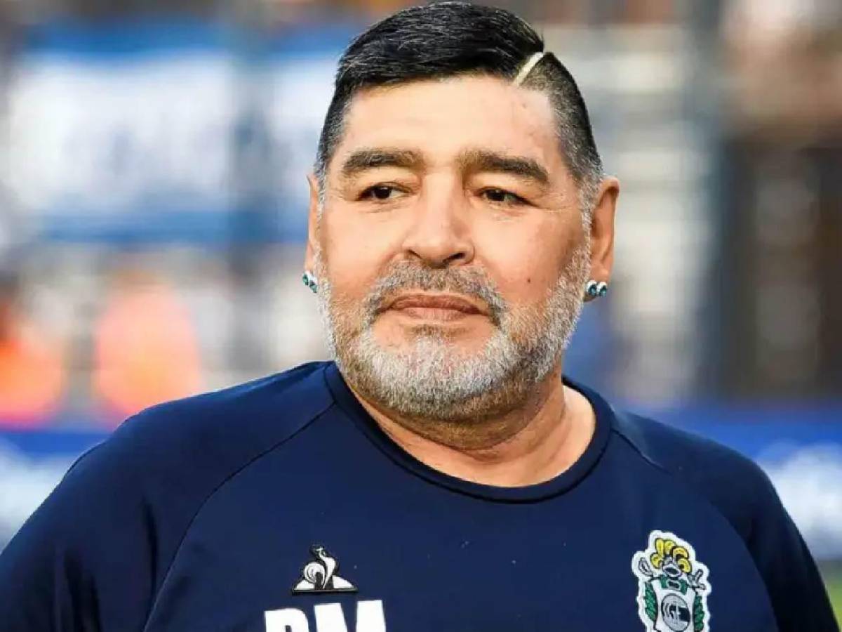 Mintió sobre operación a Maradona: nuevas revelaciones antes de su muerte