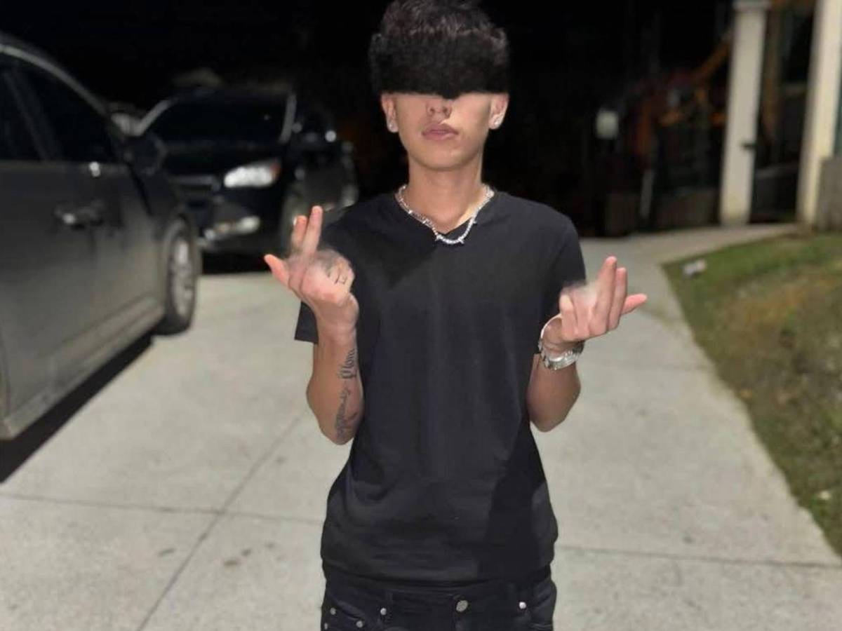 Rostros de los jóvenes que murieron en choque de motos en Roatán