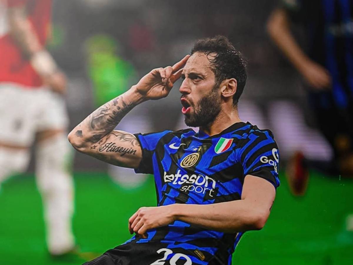 Barcelona con tres salidas dolorosas; Xavi vuelve y hondureño a la primera de España