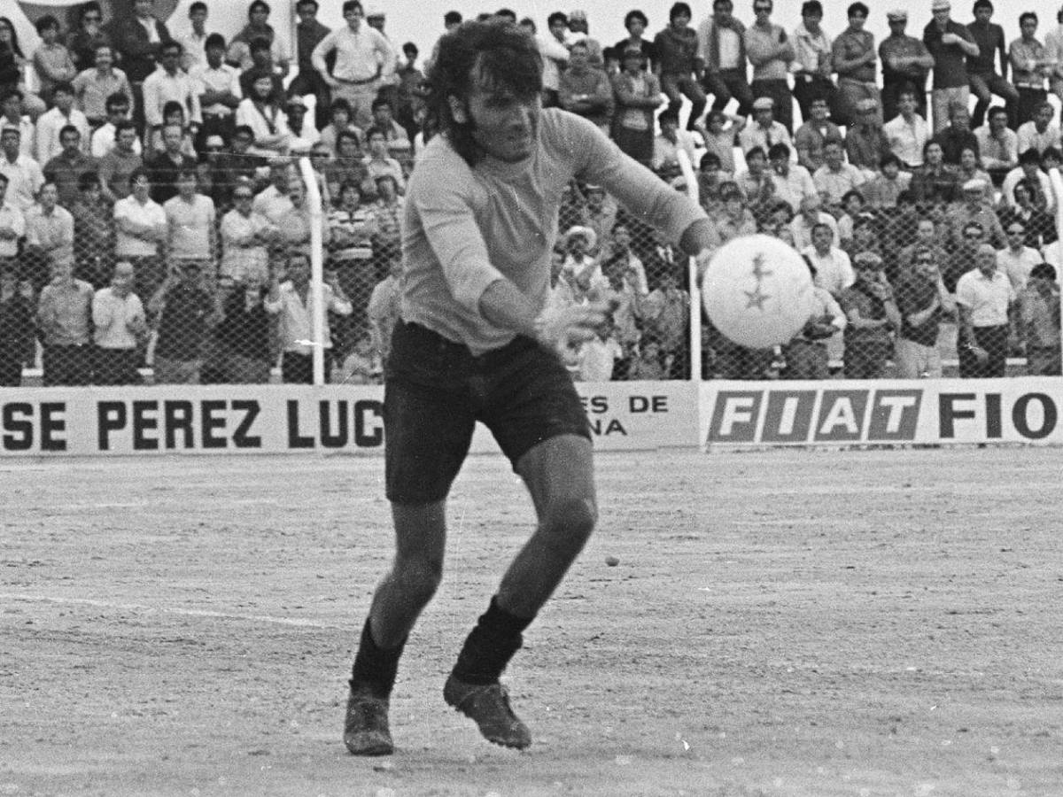 ¿Quién era 'Loco' Gatti, el exarquero argentino que falleció a los 80 años?