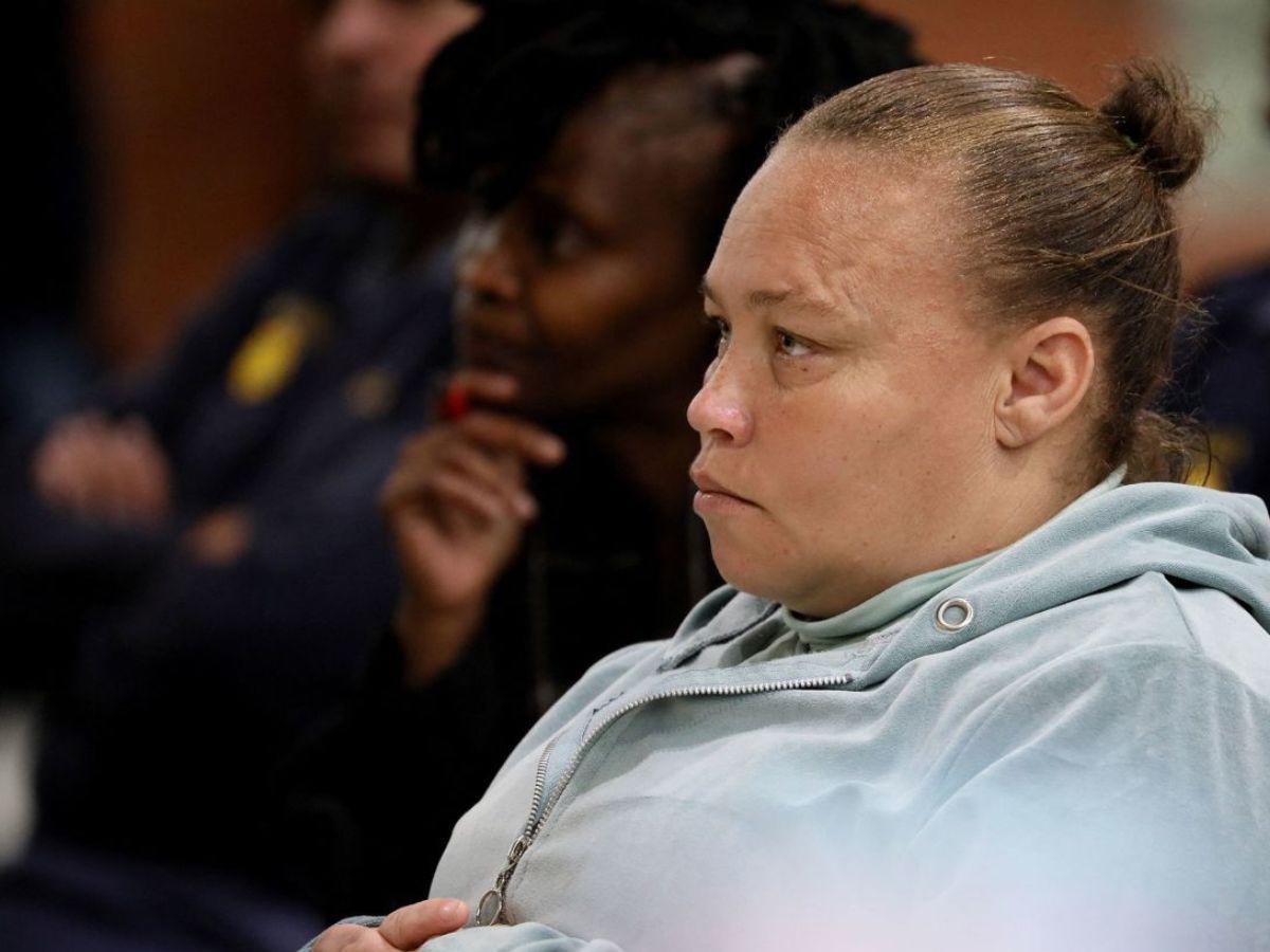 Madre vendió a su hija a brujo que utilizaría sus ojos y piel en un ritual