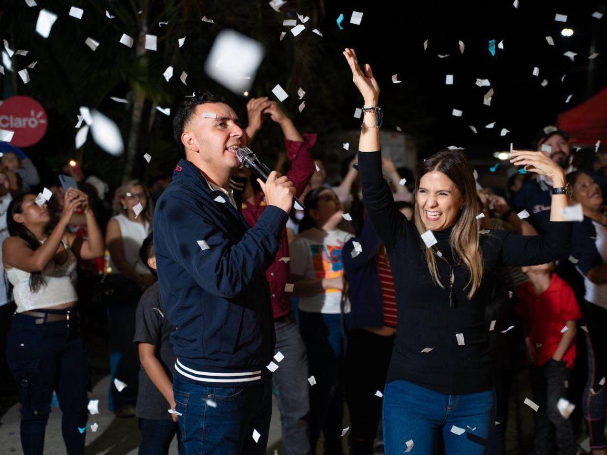 Luces, música y tradición: así brillan villas navideñas de pintoresco municipio de Occidente