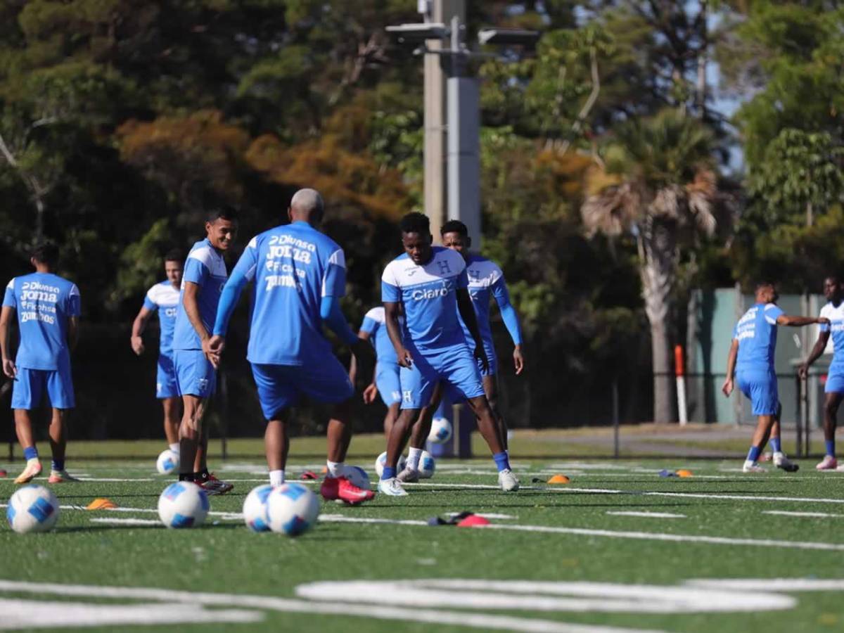 Rueda aparta a tres jugadores: entreno de Honduras antes de viajar a Bermudas