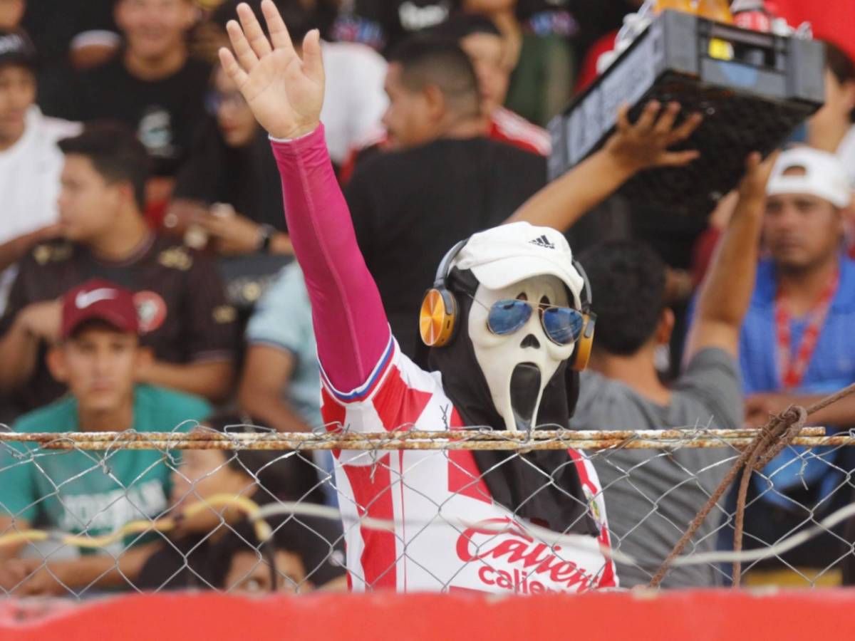 Final Liga de Ascenso: Dos madres sorprenden y no se pudo jugar por impensado motivo