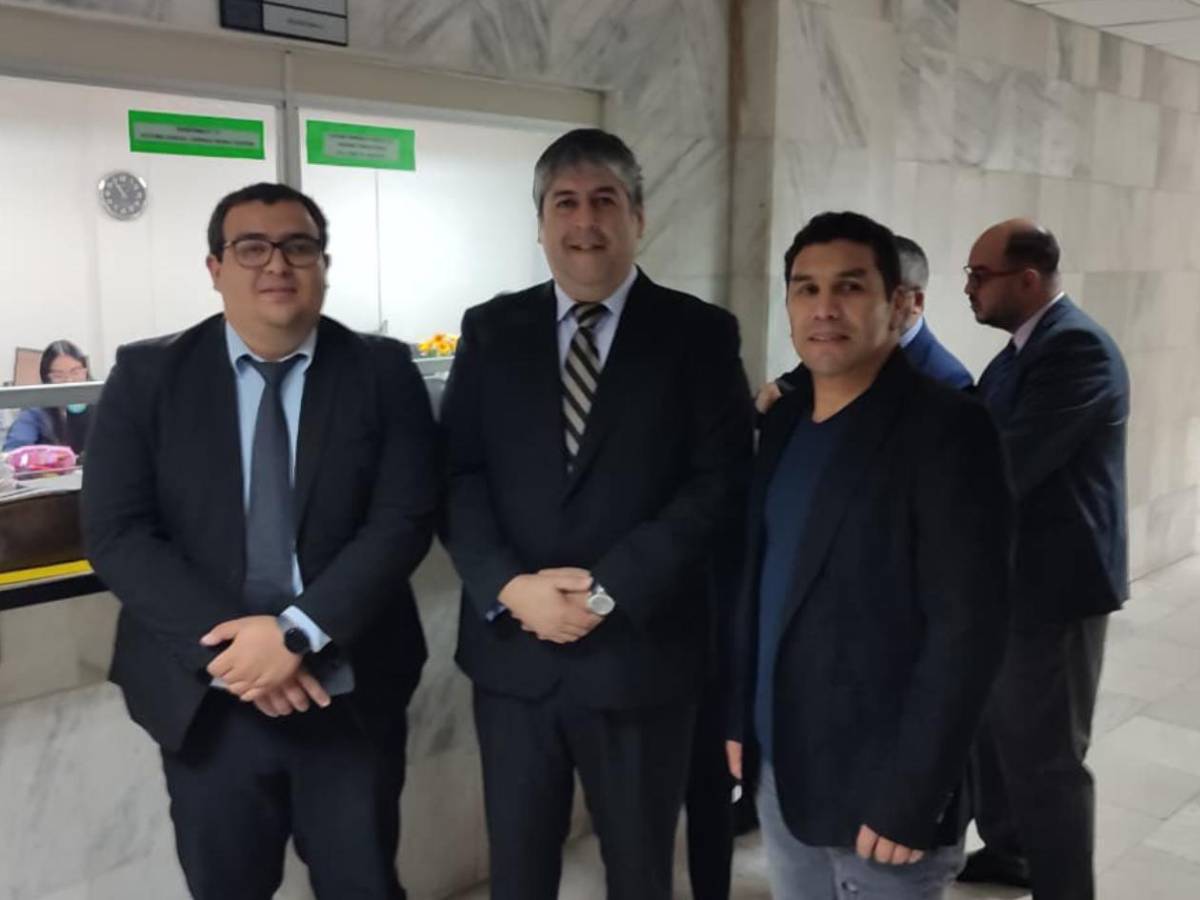 Hijos de Salvador Cabañas piden declararlo insano por indignante razón: Él responde