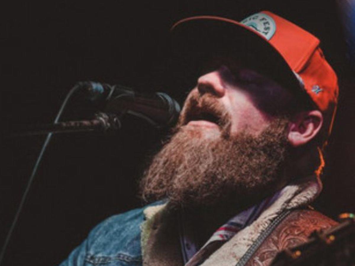 Muere cantante Jake Flint a pocas horas de su boda