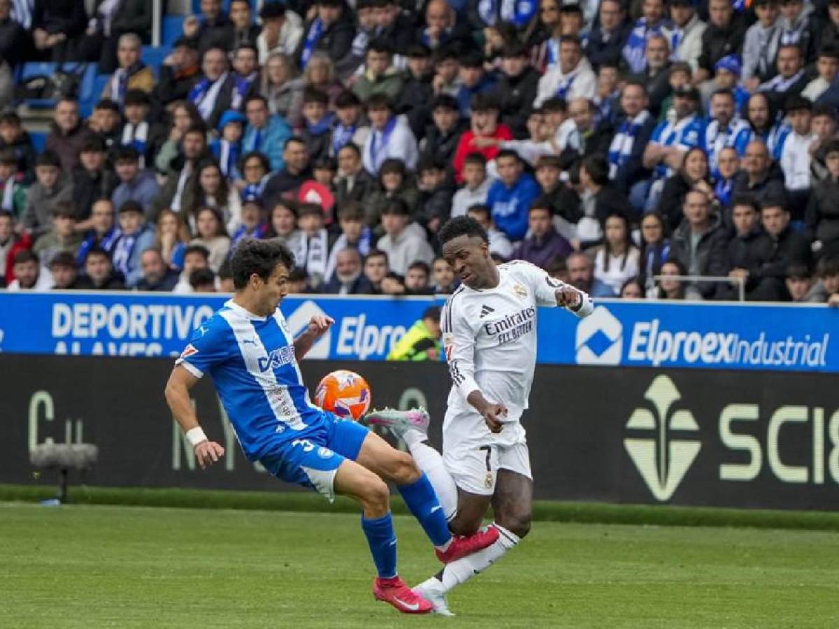 La terrible entrada de Mbappé a rival, gritos a Asencio y queja de Vinicius