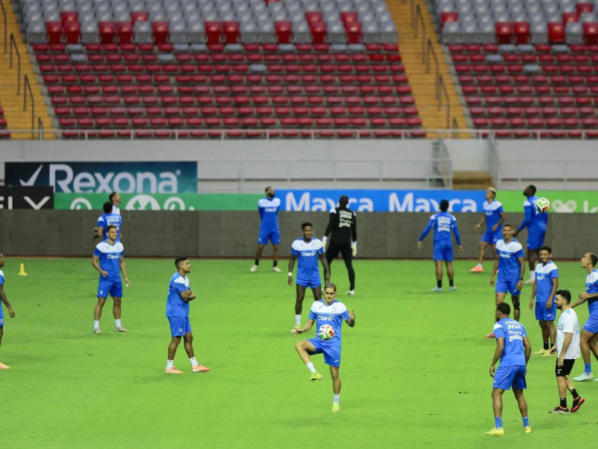 Honduras con buena noticia ante Costa Rica, ¿quién es la famosa chica de negro?