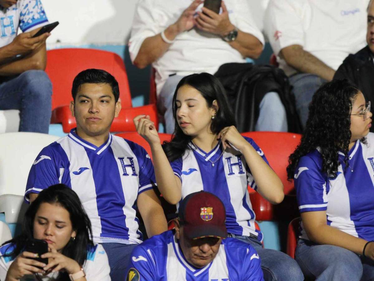 Derroche de belleza y ambientazo para el Honduras-Antigua y Barbuda