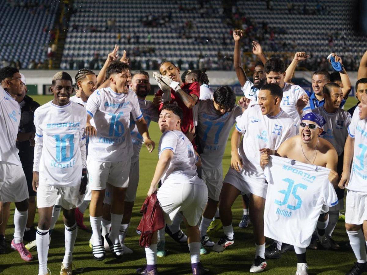 La “H” tiktokera pierde dos jugadores y cambia de DT antes de enfrentar a Brasil